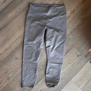 Fabletics 3/4 length  grey Leggings